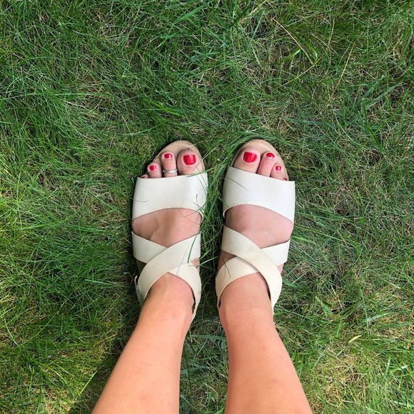 Franco Sarto Wedges - Picture 1 of 7
